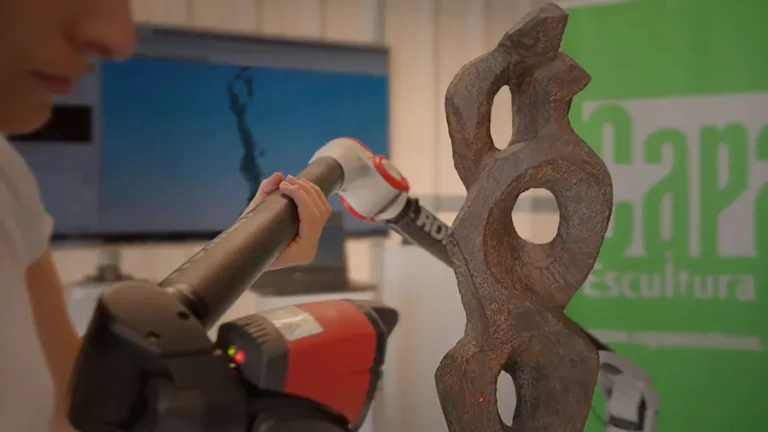 Digitalización de escultura en Capa Esculturas a través de un escáner 3D