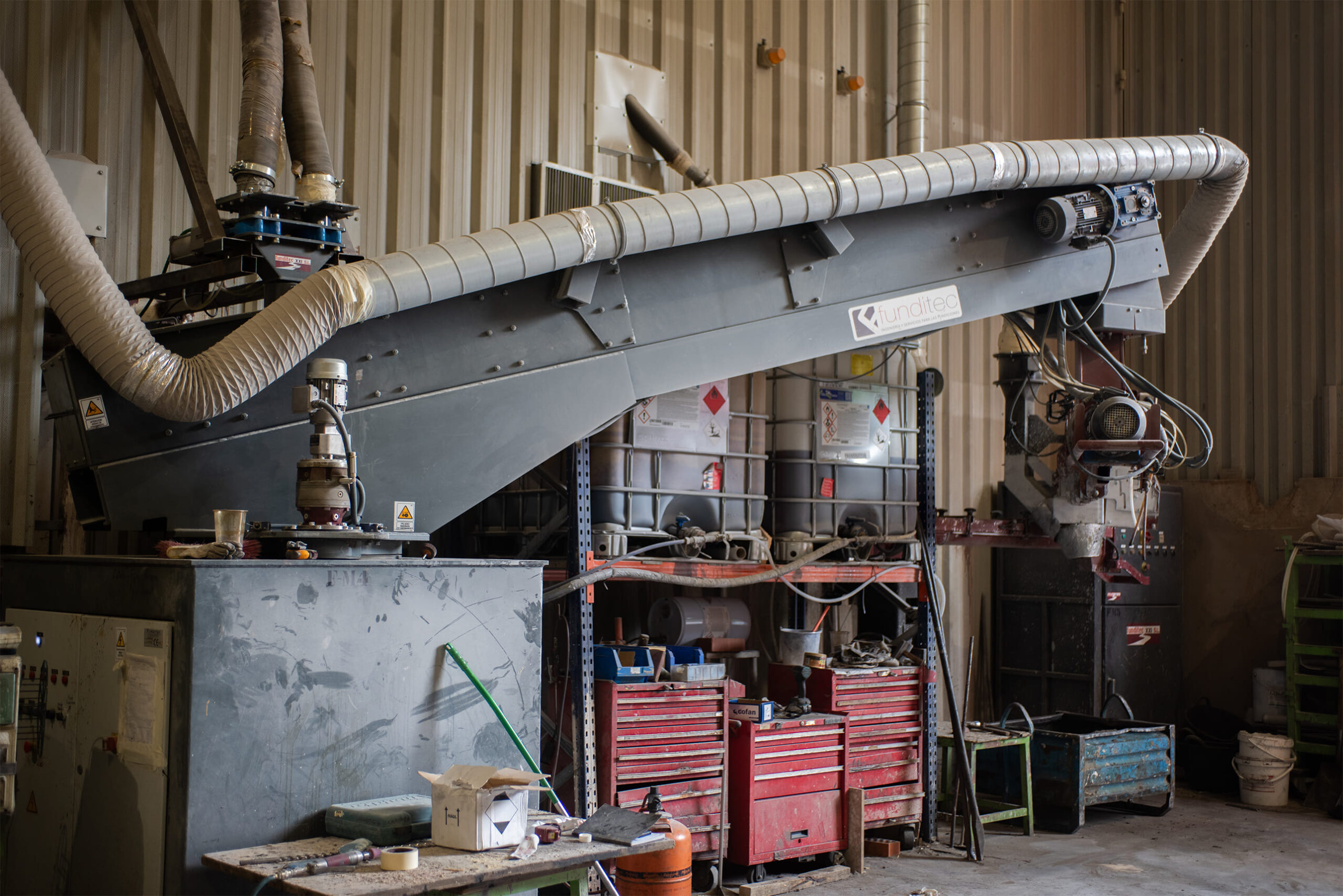 The sand mixer used at Capa Esculturas